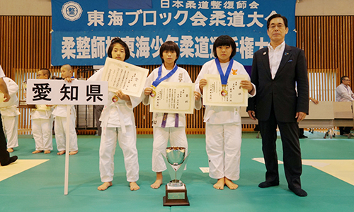 女子団体戦優勝